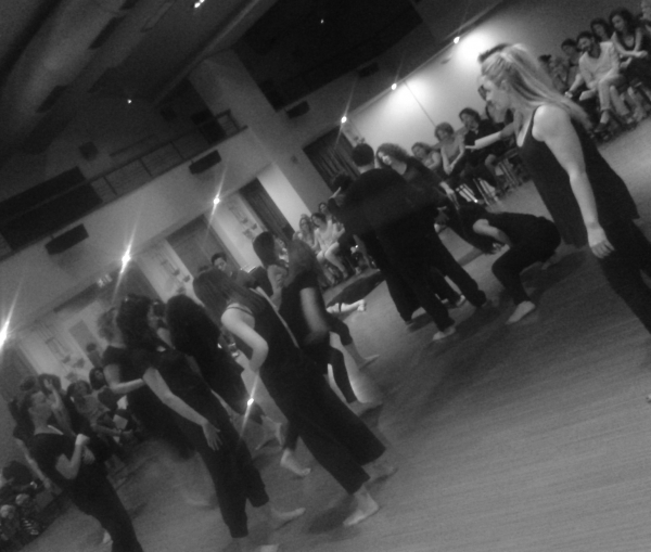 Έ&nu;&alpha;&rho;&xi;&eta; &Epsilon;&rho;&gamma;&alpha;&sigma;&tau;&eta;&rho;ί&omicron;&upsilon; &mu;&epsilon; &tau;ί&tau;&lambda;&omicron; &laquo;&Tau;&omicron; &sigma;ώ&mu;&alpha; &pi;&omicron;&upsilon; &pi;&alpha;&rho;&alpha;&delta;ί&delta;&epsilon;&iota; &kappa;&alpha;&iota; &pi;&alpha;&rho;&alpha;&delta;ί&delta;&epsilon;&tau;&alpha;&iota;&raquo;