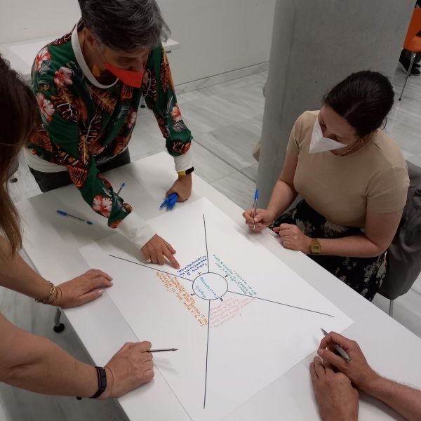 credits &Kappa;&Pi;&Iota;&Sigma;&Nu;